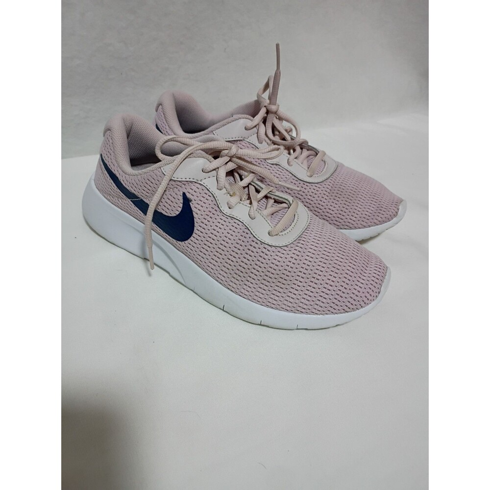 Sz  Nike 818384-600: Girl's Tanjun Barely Rose/Navy/White Sneaker 7Y/ W 8.5
